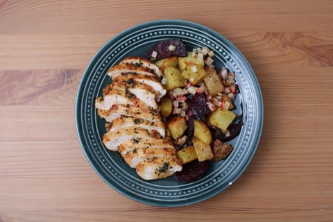 Maple-Thyme Glazed Chicken Breasts - Step #5 Dresser les plats