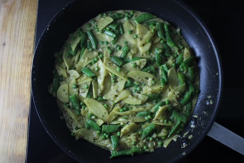 Fresh Tagliatelle with Parsnip & Brown Butter Sauce - Step #5 Finir la sauce