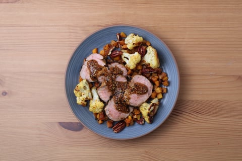 Nick’s Pick | Paleo: Pork Tenderloin au Poivre - Step #5 Dresser les plats