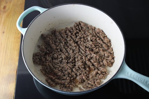 Protein Swap | Cheesy Tortellini & Ground Beef Skillet - Step #2 Cuire les galettes émiettées