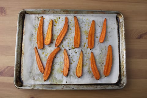 Teriyaki Chicken with Roasted Sesame Carrots - Step #1 Rôtir les carottes