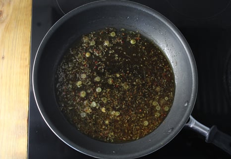 Vegetarian Larb Noodle Bowls - Step #4 Préparer la sauce