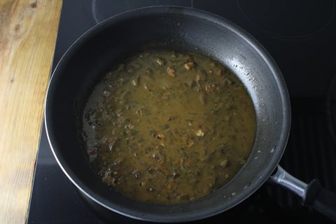 Seared Pork Sausages & Caramelized Onion Sauce - Step #5 Make the sauce