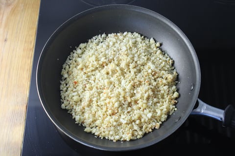 Paleo: Brazilian-Style Shrimp Moqueca - Step #3 Cuire le riz de chou-fleur