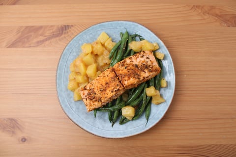 Goodfood & Chef: Montréal Steak Spice Salmon - Step #5 Plate your dish