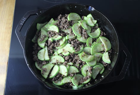 Ground Beef & Zucchini Skillet Lasagna - Step #3 Finir la garniture