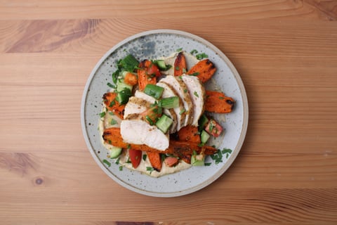 Keto: Za’atar Chicken Breasts - Step #5 Faire le hummus assaisonné et servir