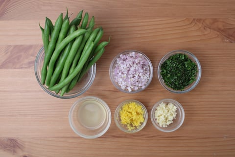 Goodfood x Laurent Dagenais: Herb-Crusted Grass-Fed Lamb Chops - Step #1 Mise en place