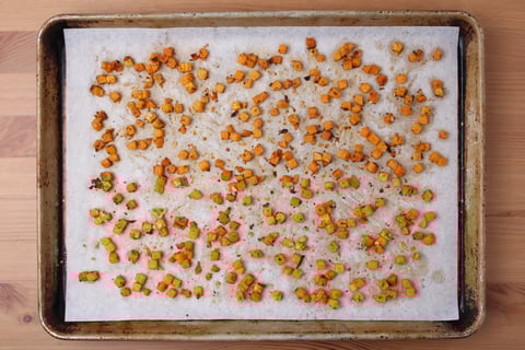 Halloumi & Apple Grain Bowls - Step #1 Rôtir la courge