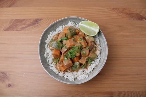 Jerk-Spiced Coconut Curry - Step #5 Terminer et servir