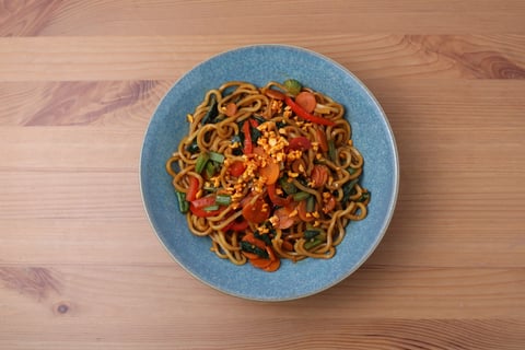 Vegan Mee Goreng with Fresh Shanghai Noodles - Step #6 Plate your dish