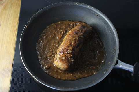 Apricot-Cashew Pork Tenderloin - Step #4 Finir le porc et faire la sauce