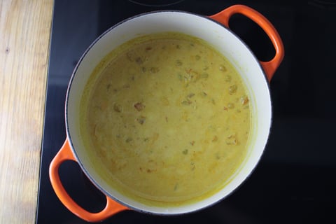 Tomato & Chickpea Coconut Curry - Step #3 Ajouter les pois chiches