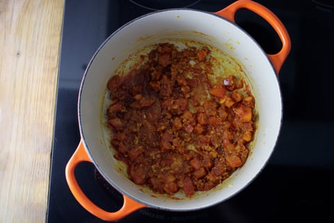 Tomato & Chickpea Coconut Curry - Step #2 Commencer le cari