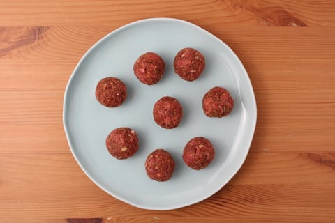 Korean-Inspired Beef Meatball Sheet Pan - Step #2 Préparer les boulettes