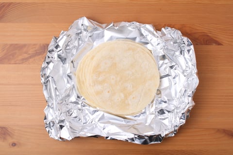 Carne Picada Beef Tacos - Step #4 Chauffer les tortillas