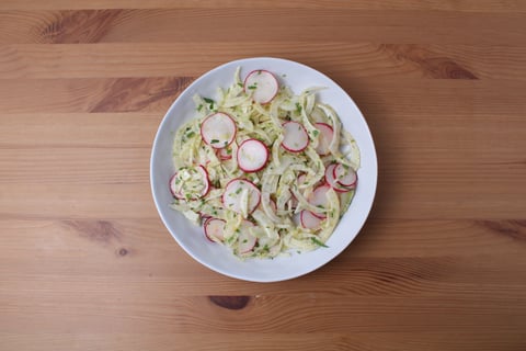 L’Artisan: Tiger Shrimp & Herbed Honey Butter - Step #4 Faire la salade