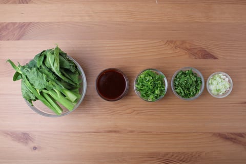 L’Artisan: Seared Scallops with Spicy Gochujang Glaze - Step #3 Mise en place