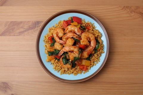 Speedy Provençal-Style Shrimp over Buttery Bulgur - Step #5 Dresser les plats