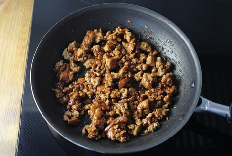 Quick BBQ Ground Beef Tacos - Step #1 Cuire et enrober le bœuf