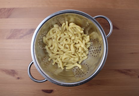 Fresh Gemelli, Leeks & String Peas - Step #2 Boil the pasta