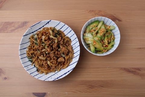 Protein Swap | Quick Spicy Ground Beef Ramen Noodles - Step #5 Mélanger les nouilles et servir