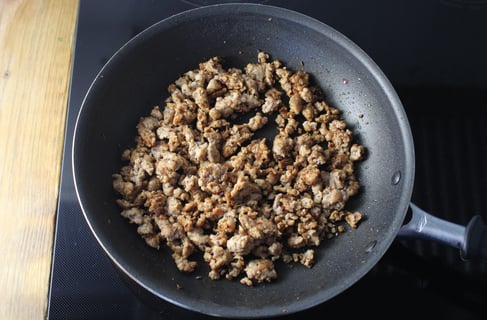 Quick Ground Beef Tacos with Spicy Salsa Verde - Step #1 Cook the beef