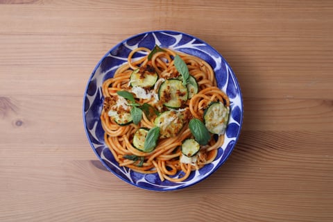 Tomato & Basil Bucatini - Step #4 Mélanger les pâtes et servir