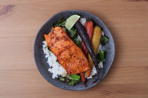 Garlic-Soy Roasted Salmon - Step #6 Dresser les plats