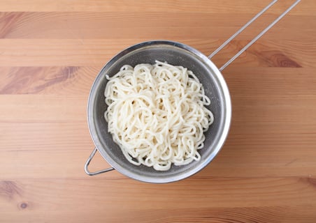 Japanese Steak Night with Fresh Ramen - Step #5 Cuire les nouilles