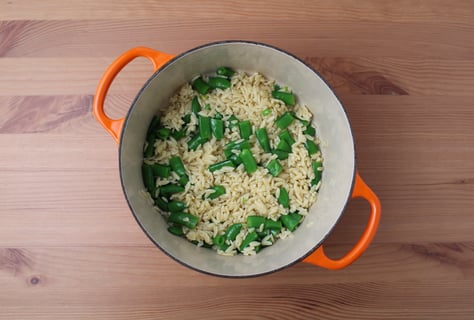10-Minute Tomato Orzotto - Step #1 Cuire l’orzo et les pois