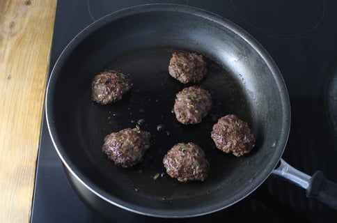 Keto: Beef Kefta & Minty Yogurt Sauce - Step #3 Cook the kefta