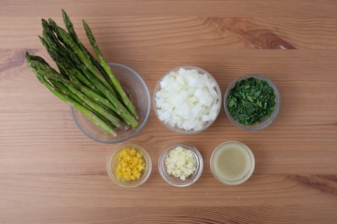 Goodfood × Bicycle Thief: Creamy Tomato Lobster Linguine - Step #1 Mise en place