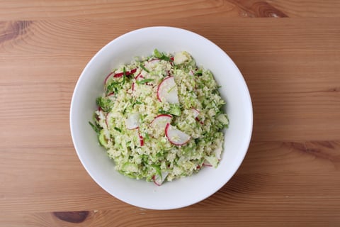 Protein Swap | Crispy Bagel-Spiced Chicken - Step #5 Faire la salade de couscous