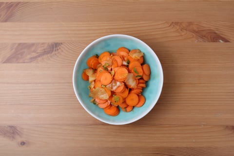 Spicy Salmon Bibimbap Bowls - Step #4 Make the carrot salad