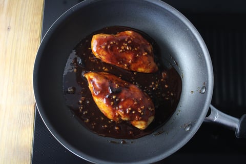 Honey-Sriracha Chicken Breasts - Step #4 Finir le poulet