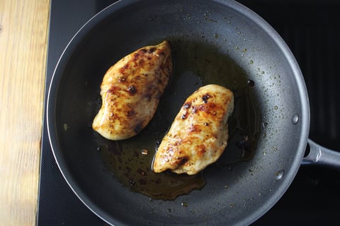 Honey-Sriracha Chicken Breasts - Step #1 Commencer le poulet