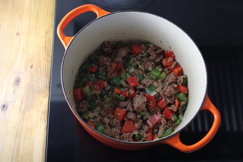 Goodfood x Le Fit Cook: Impossible™ Beef Mexican Chili - Step #3 Start the chili