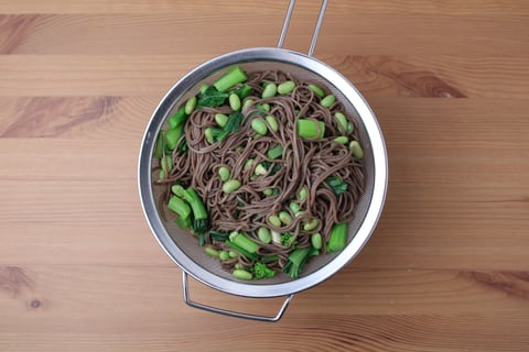 Protein Swap | Quick Honey-White Miso Shrimp with Soba Noodles & Yu Choy - Step #2 Boil the noodles & vegetables