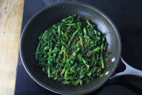 Cod over Yellow Coconut Curry - Step #3 Commencer le cari