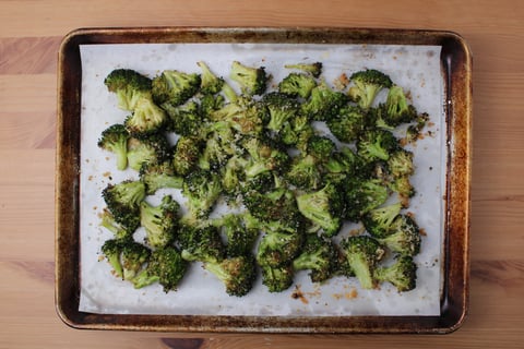Camp Goodfood x Lesson 3: Mac ’n’ Cheese - Step #1 Roast the broccoli