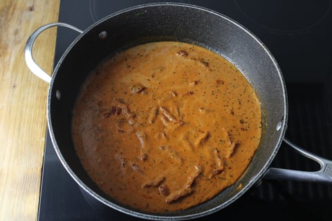 Nick’s Pick | Beef, Bocconcini & Sun-Dried Tomato Cavatappi - Step #5 Make the sauce