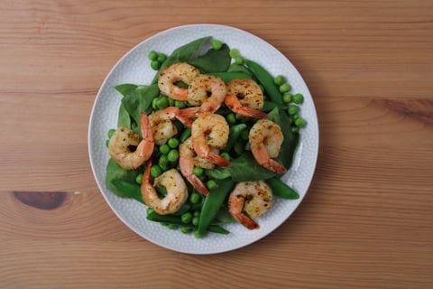 Seared Shrimp & Crisp String Pea Salad - Step #5 Faire la salade et servir