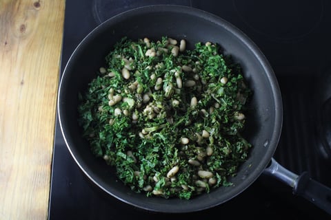 Air Fryer Porchetta-Spiced Pork Chops - Step #3 Sauté the kidney beans & kale
