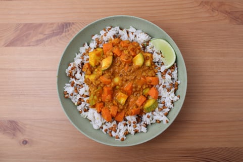 Zucchini, Carrot & Ginger-Coconut Vegan Curry - Step #5 Terminer et servir