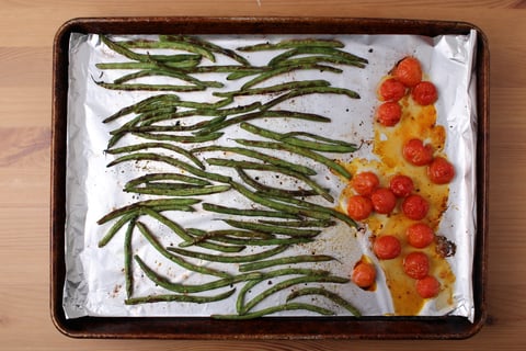 Greek-Inspired Steaks - Step #1 Broil the green beans & tomatoes