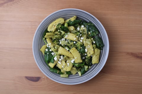 Vibrant Green Rigatoni - Step #5 Dresser les plats