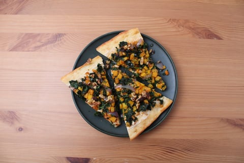 Butternut Squash & Kale Pizza - Step #6 Terminer et servir