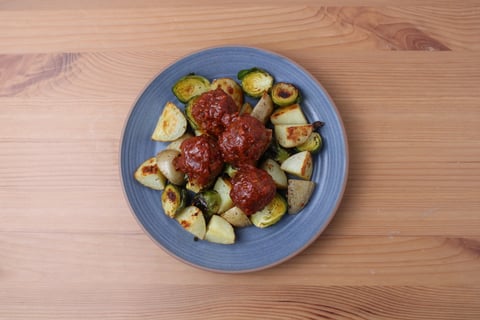 Beef & Caramelized Onion Meatballs in Tomato Sauce - Step #5 Plate your dish