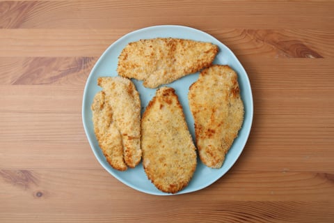 Chicken Katsu & Homemade Tonkatsu Sauce - Step #3 Frire le poulet katsu